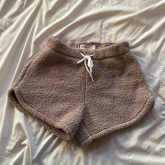sherpa sleep shorts